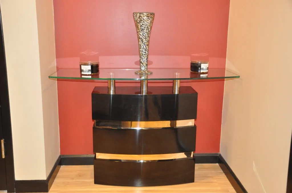 office tour waiting room