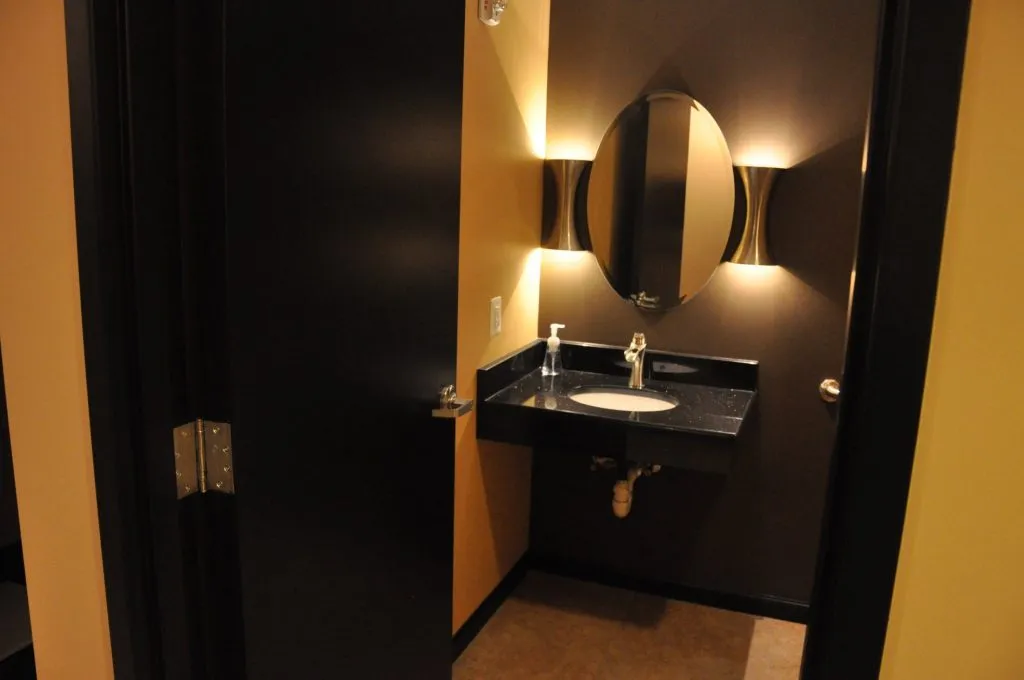 office tour bathroom