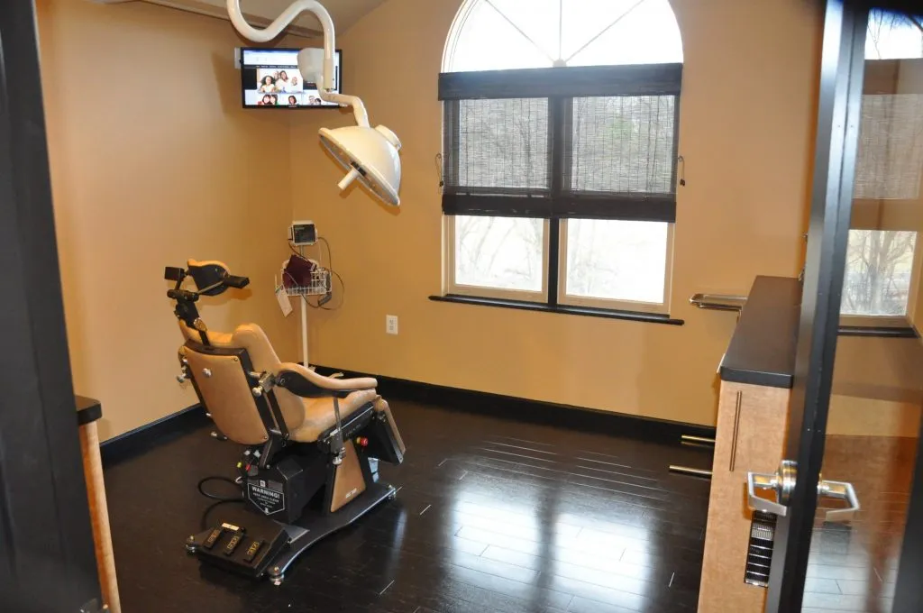 office tour exam room 
